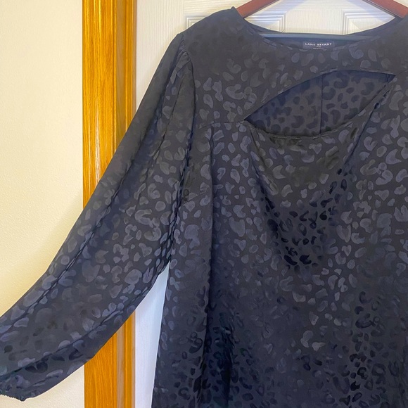 COPY - Only worn once! Lane Bryant, classic long sleeve cut out crew neck blous… - Picture 3 of 8